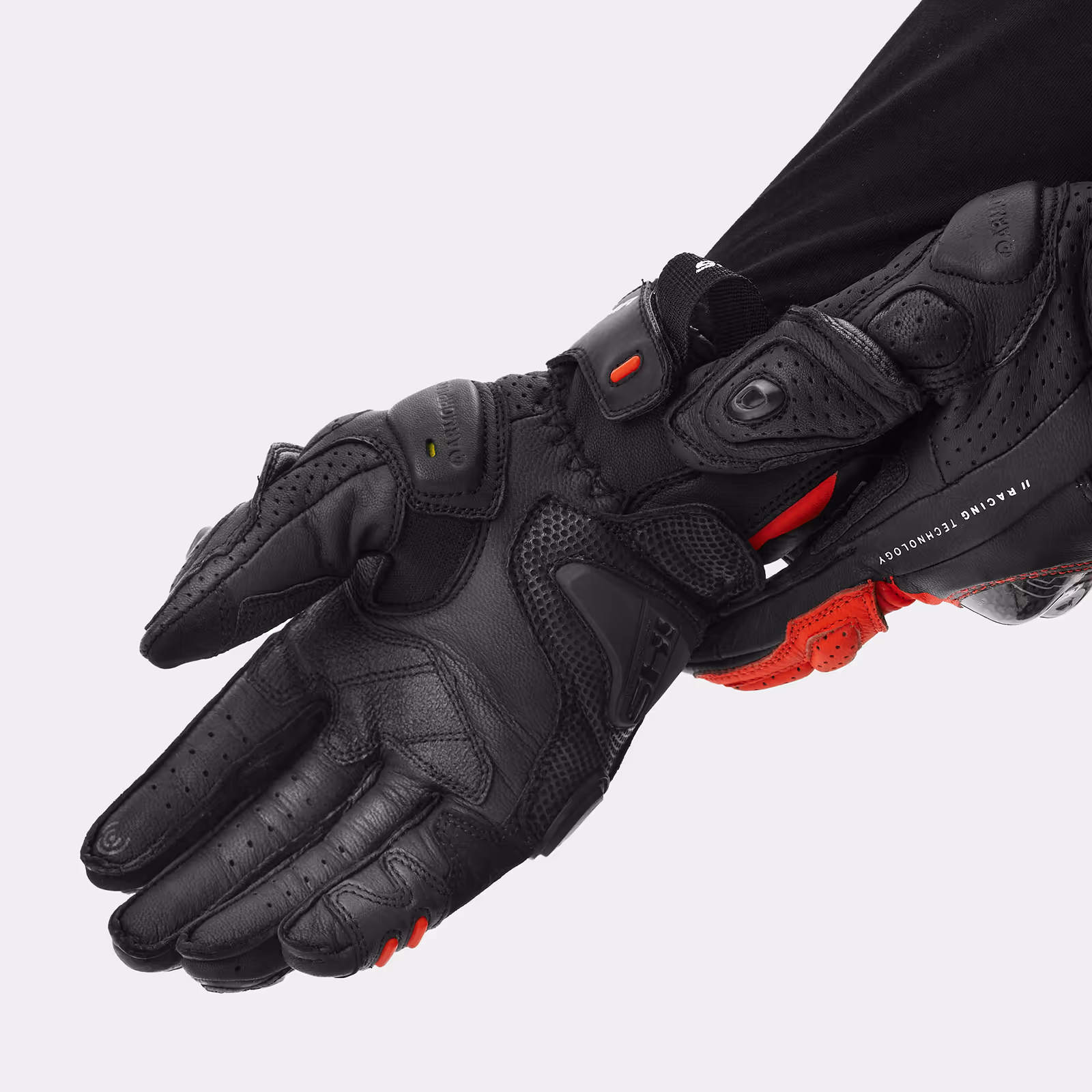 04_SHIMA_XRS3_GLV_RED_MEN