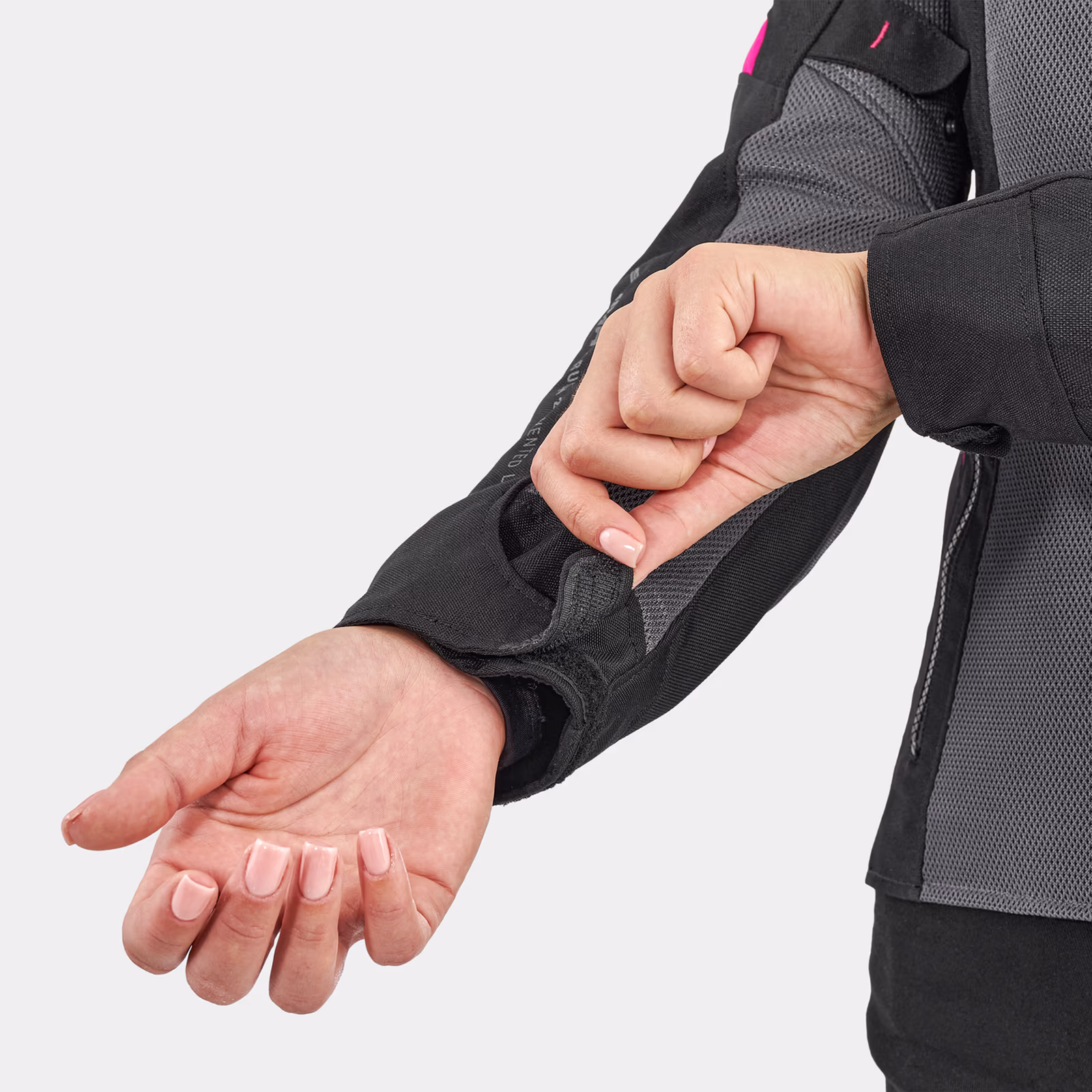 05_SHIMA_RUSH VENTED 2_0_JKT_LADY_PINK_2500x2500