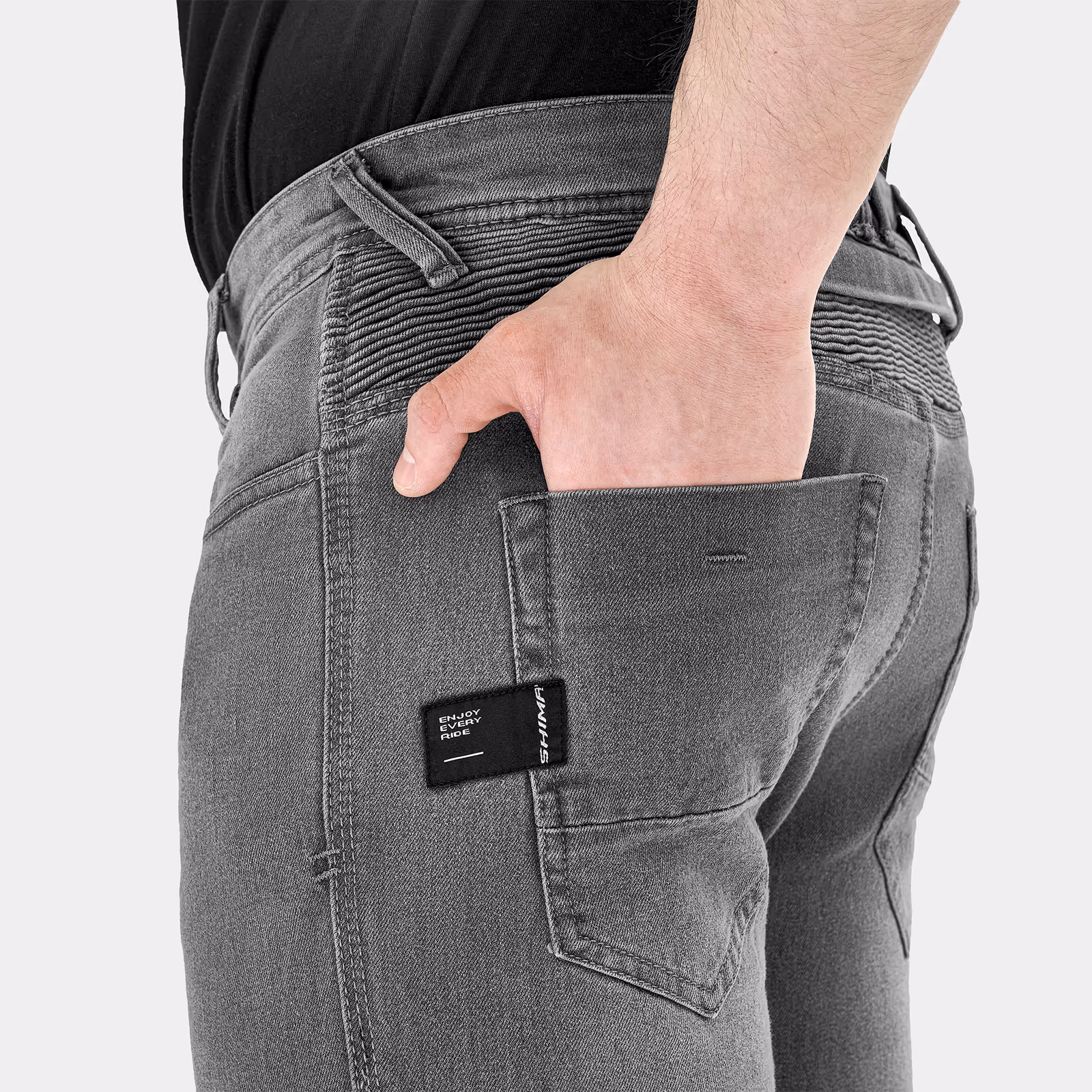 07_SHIMA_ZENITH_GREY_MEN_POCKET_BACK_2500x2500