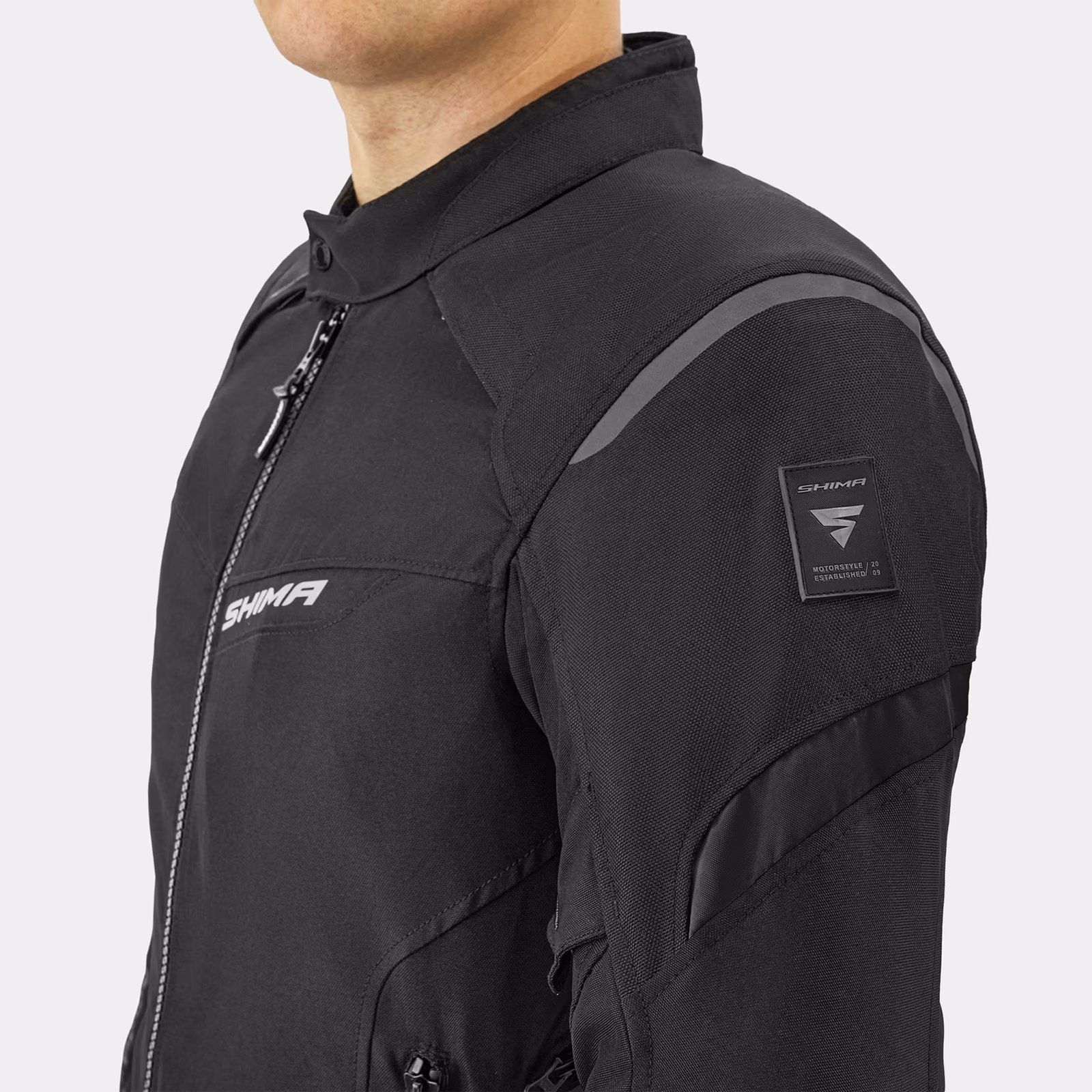 08_SHIMA_RUSH 2-0_JKT_MEN_BLACK_2500x2500