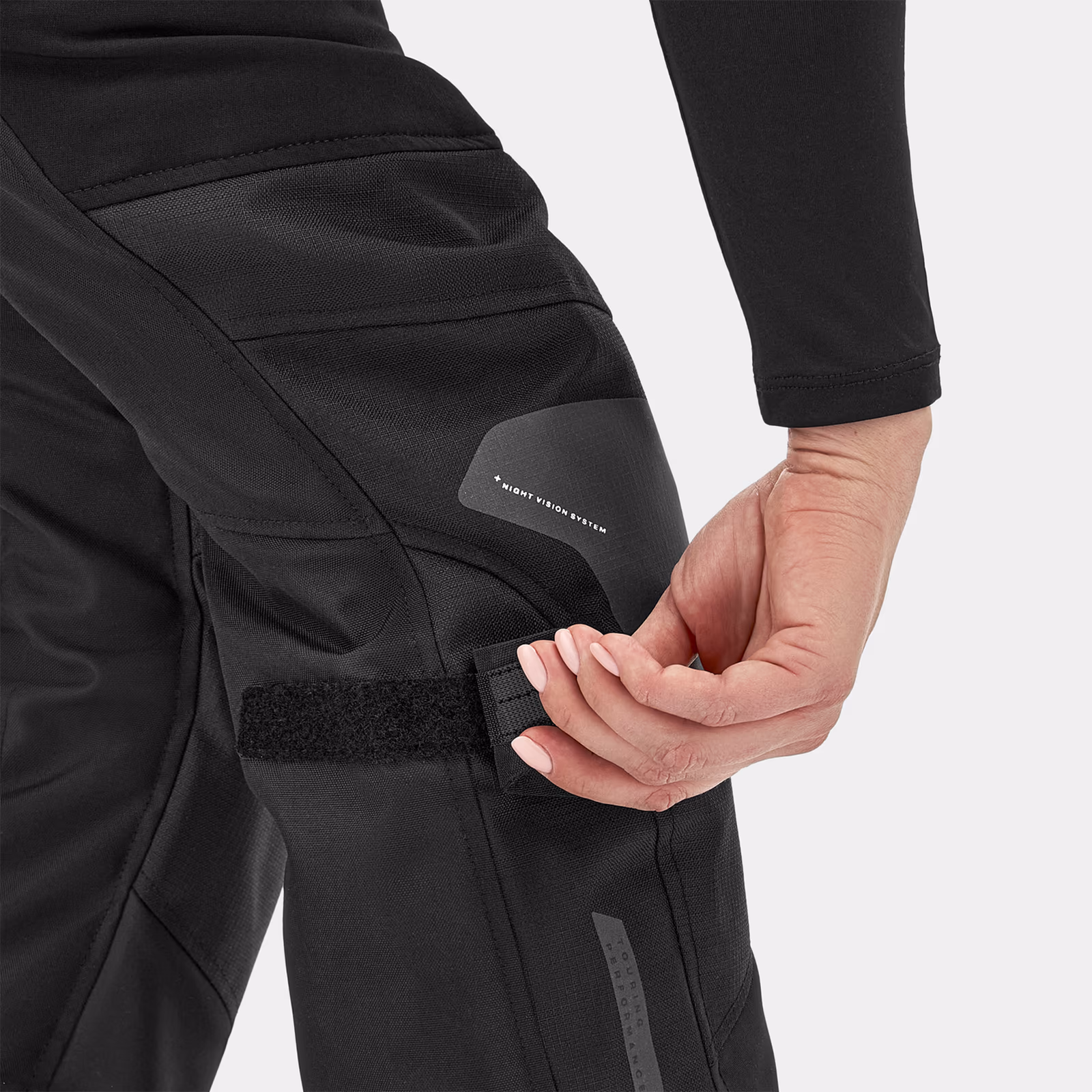 09_SHIMA_DUNE_BLACK_LADY_PNT