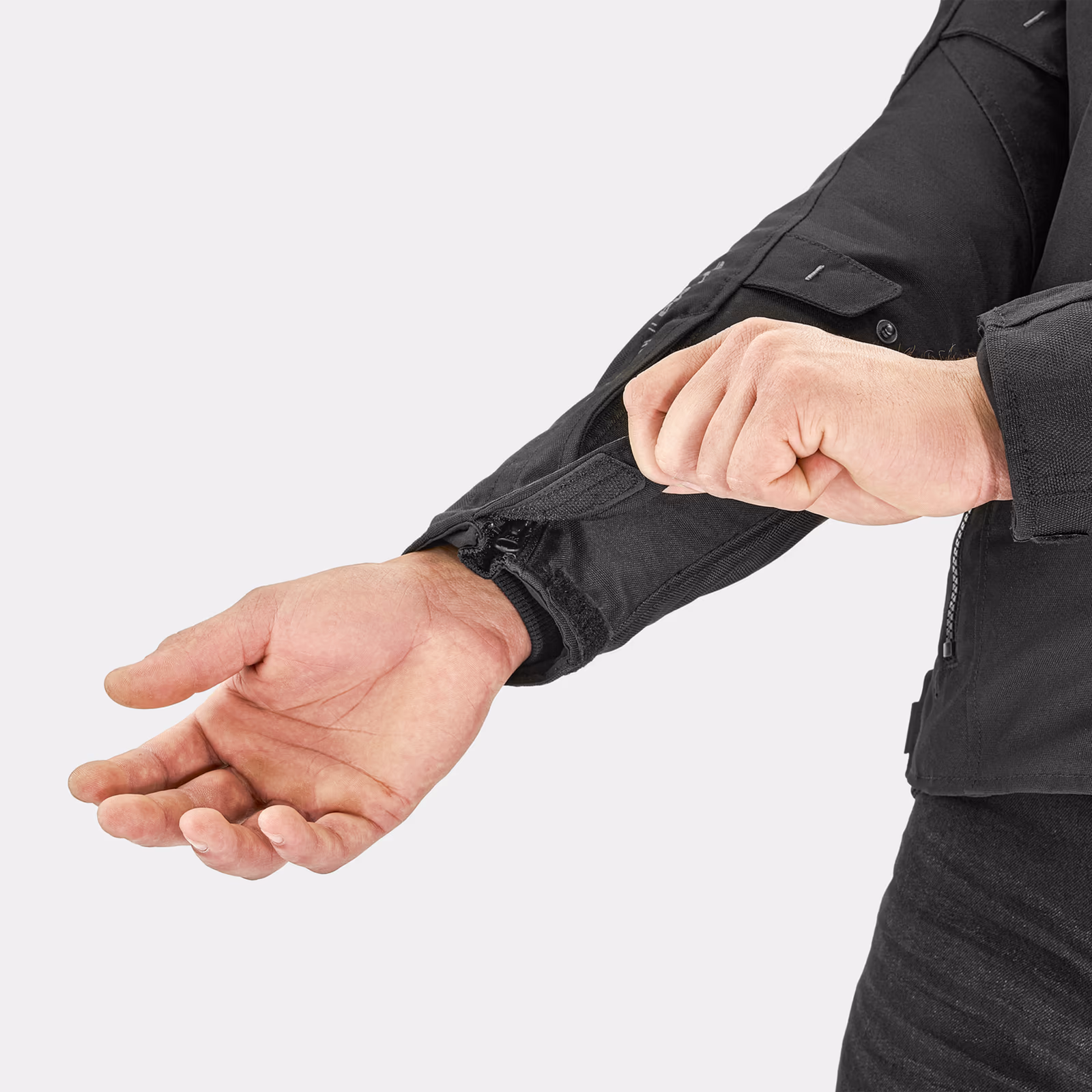 11_SHIMA_RUSH 2-0_JKT_MEN_BLACK_2500x2500