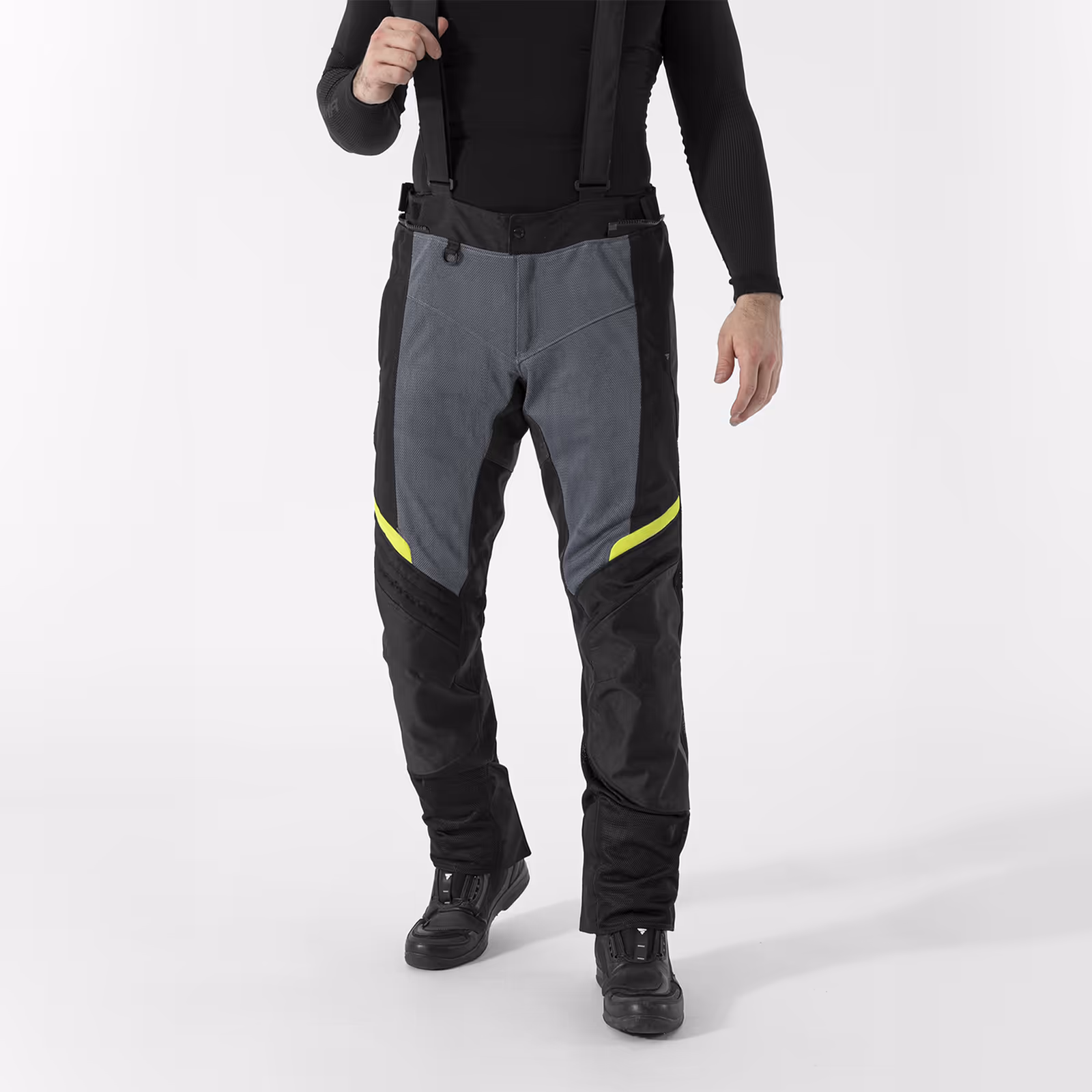 121A1168_1x1_Motorcycle_jeans