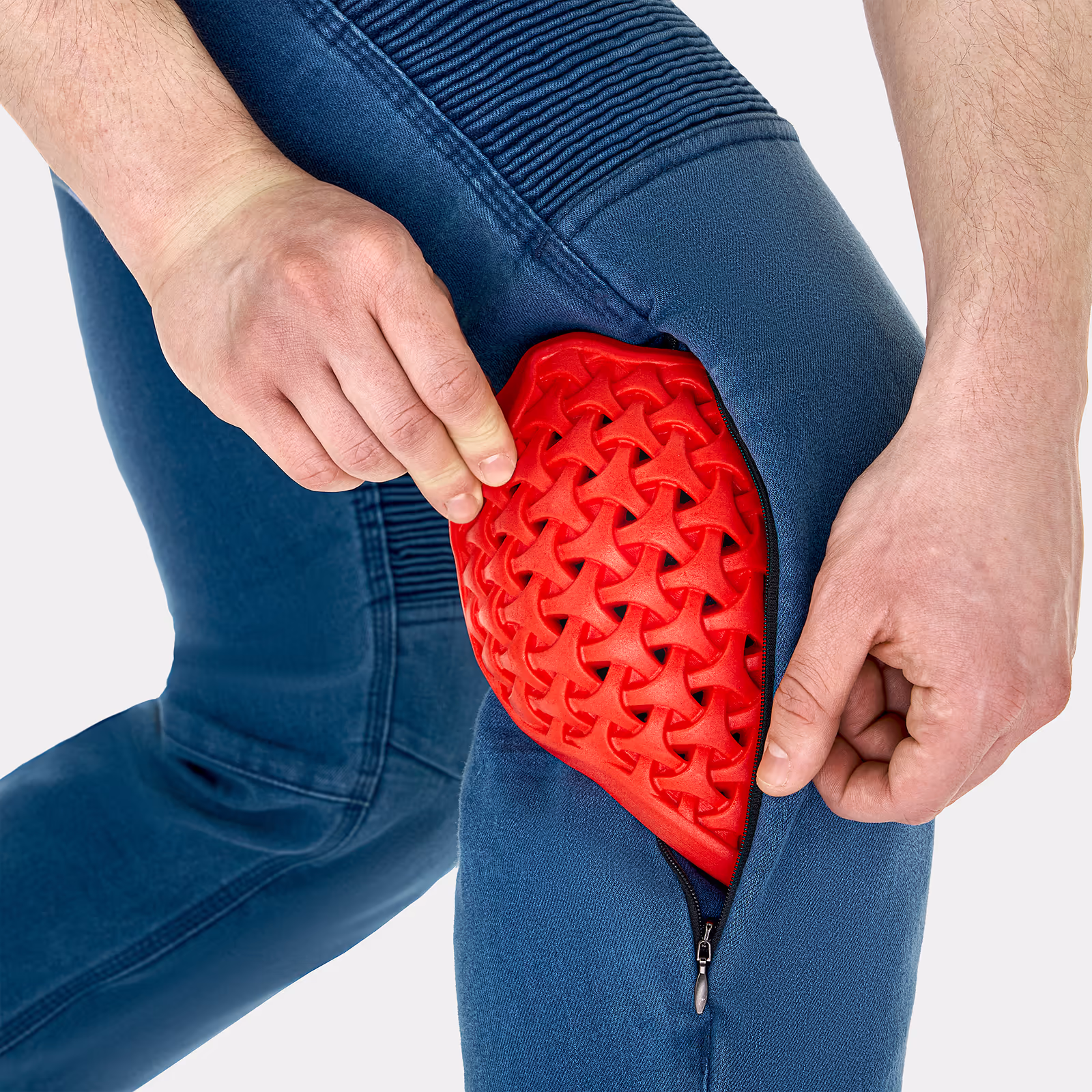 12_SHIMA_ZENITH_BLUE_MEN_KNEE_PROTECTORS_2500x2500