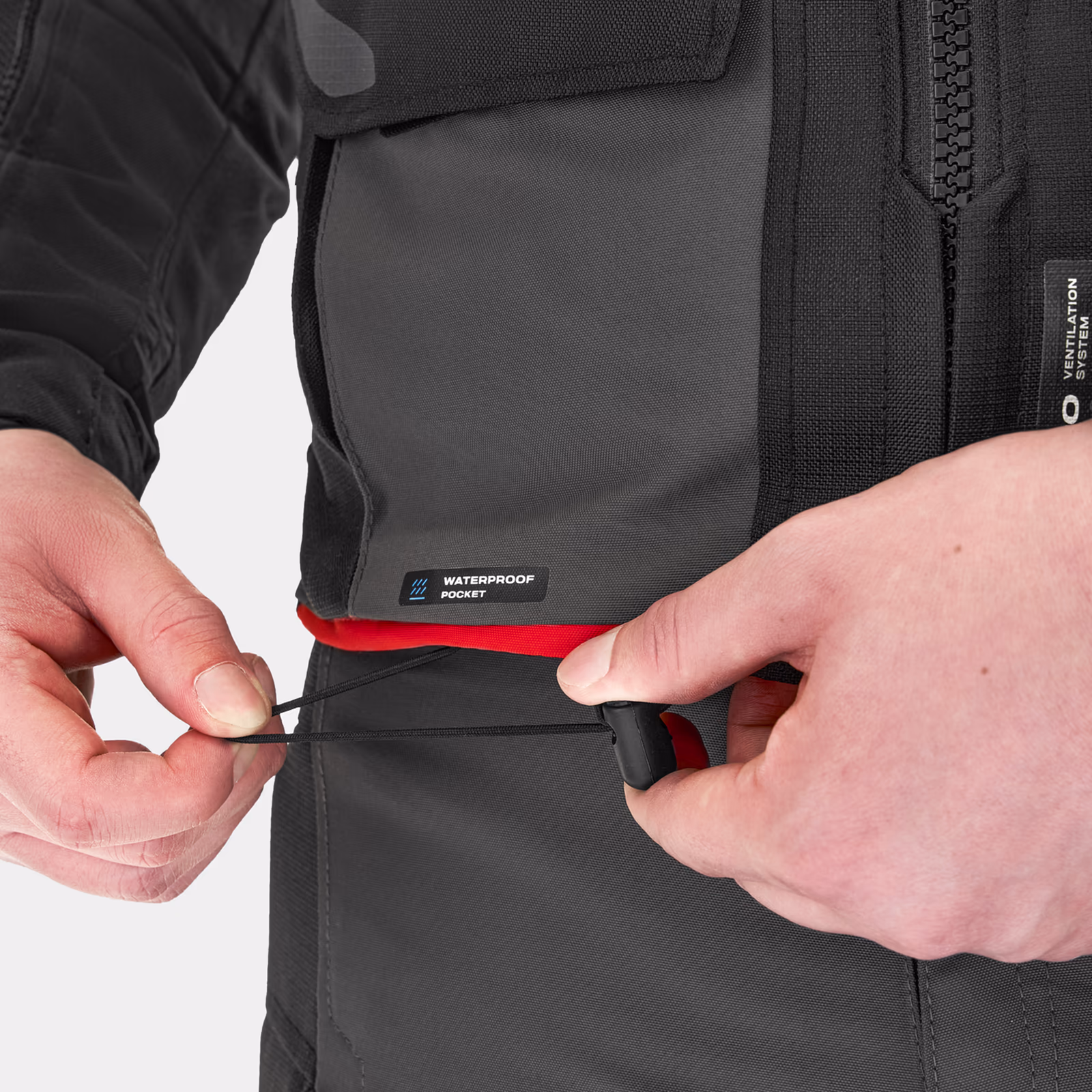 13_SHIMA_DUNE_RED_MEN_JKT_REG_2500