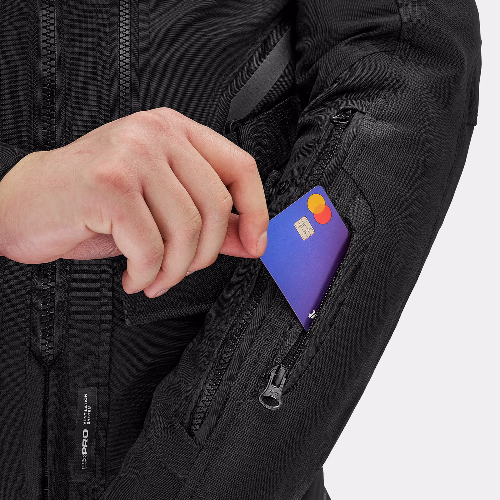 15_SHIMA_DUNE_BLACK_MEN_JKT_POCKET_2500