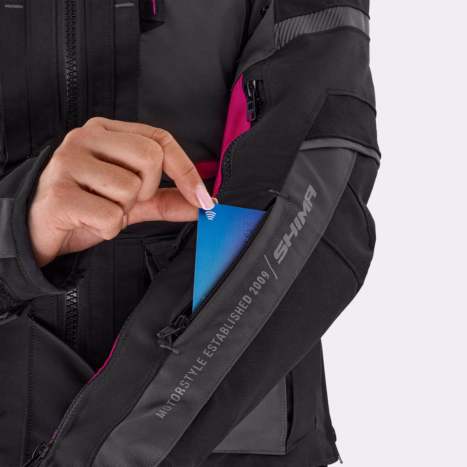 21_SHIMA_HERO 2.0_JKT_LADY_PINK_2500x2500