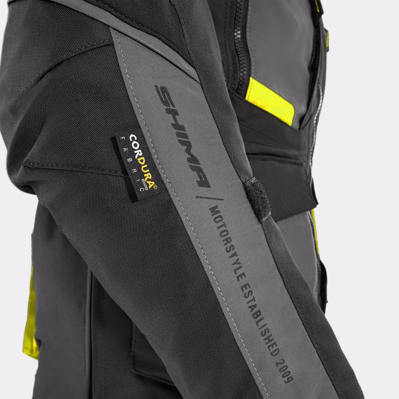 21_SHIMA_HERO2.0_JKT_LADY_FLUO