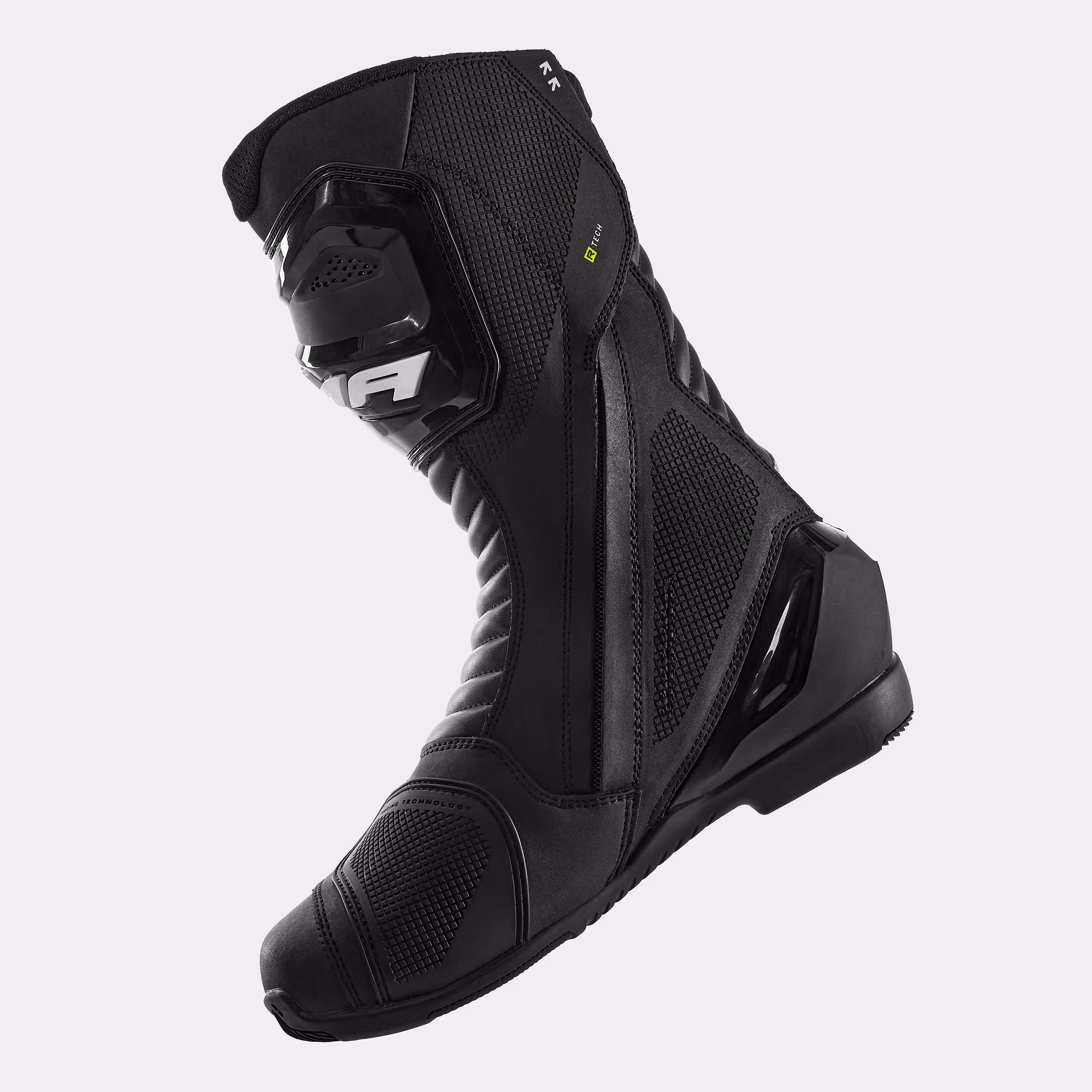 39_SHIMA_RX3_BOOT_MAN_WHITE