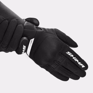 SHIMA_SONIC_GLV_WHITE_LOOKBOOK_01