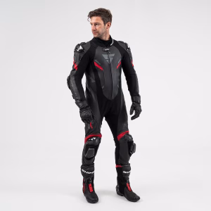 shima_HyperRS_Black_Red_1500x1500_05_Motorcycle_Suit